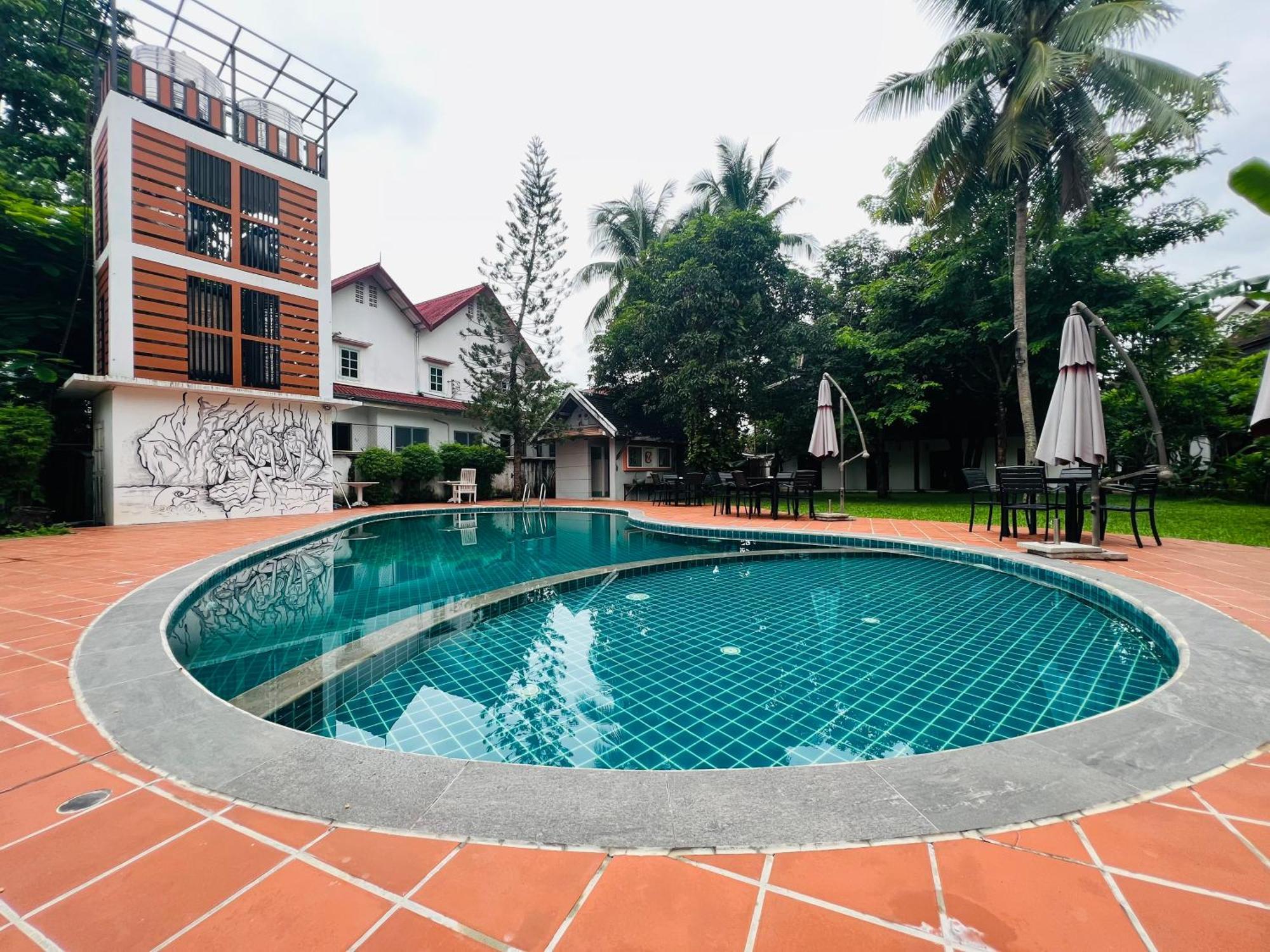 Meuangluang Hotel Luang Prabang Exterior foto