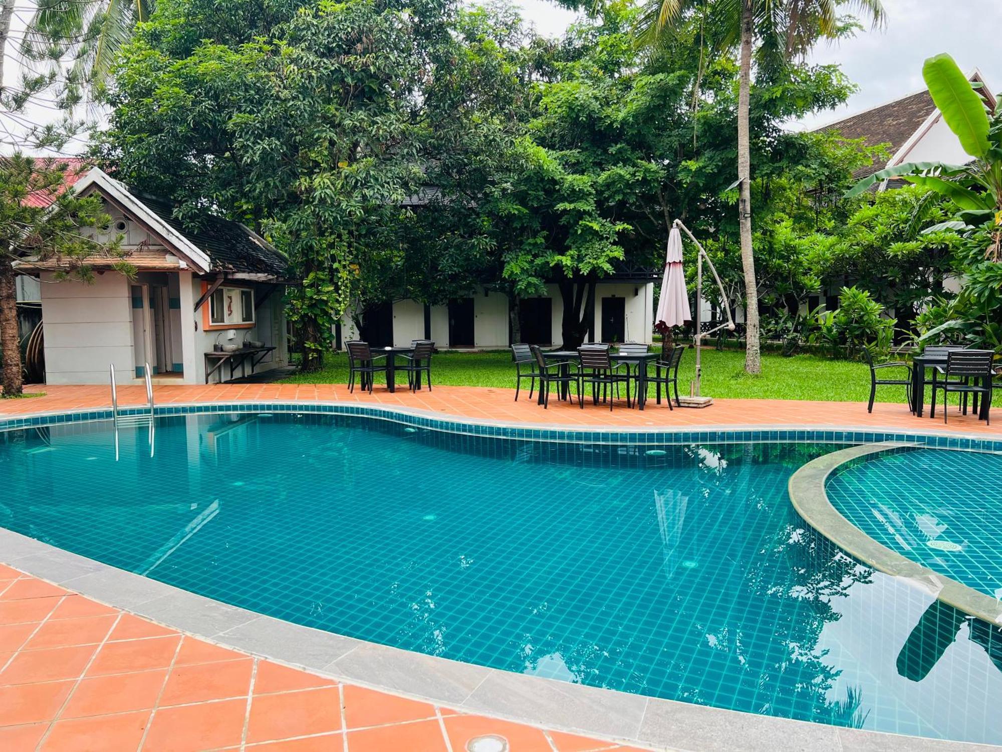 Meuangluang Hotel Luang Prabang Exterior foto